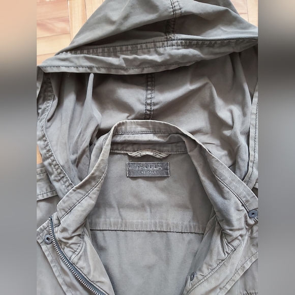 Vintage Aritzia/Talula Cargo Jacket - Picture 4 of 8